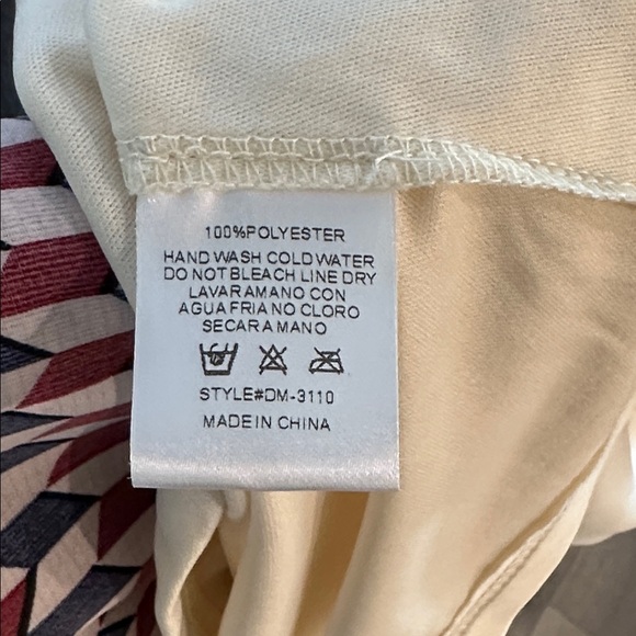 Mulla High Low Ruffle Cut Out Maxi‎ Dress Red Black Geometric Size Medium - Picture 16 of 16